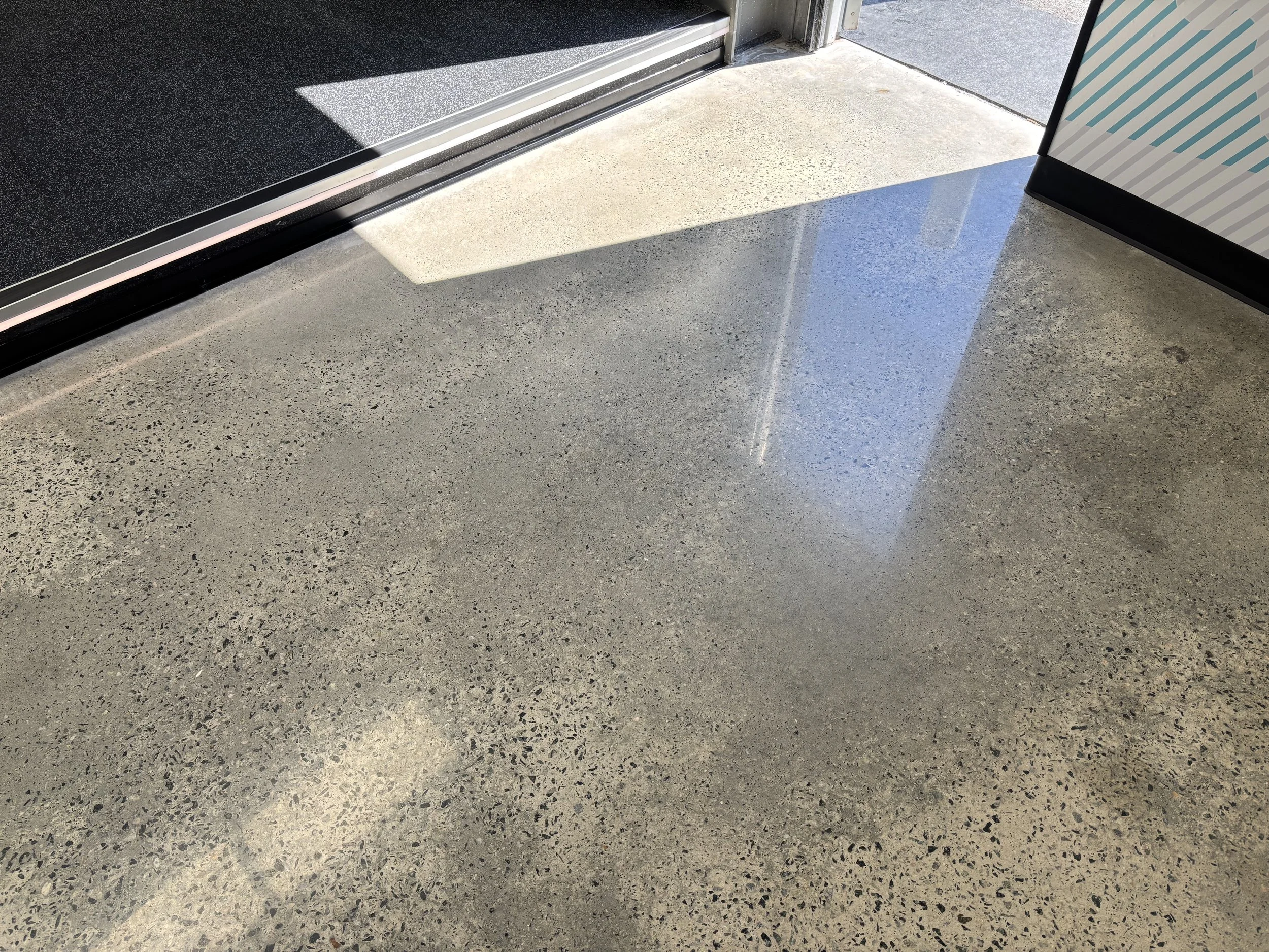 Commercial epoxy flooring